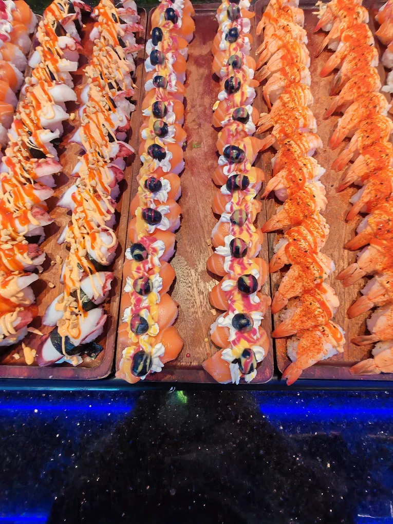 Makis